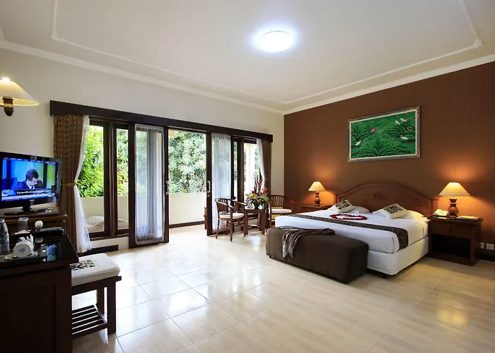 Hotel The Taman Ayu 3*