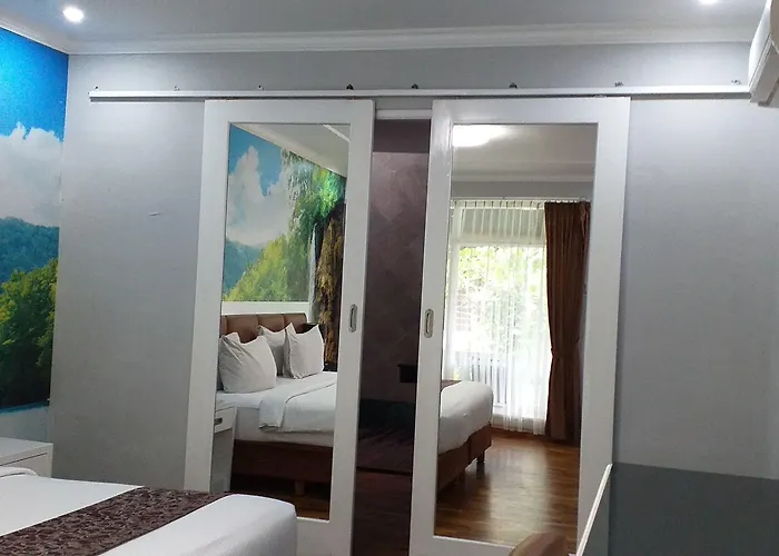 The Taman Ayu 3*