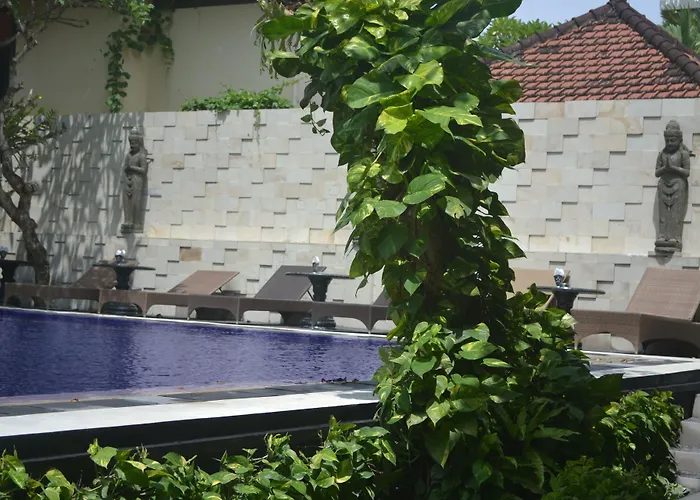 The Taman Ayu Hotel 3*