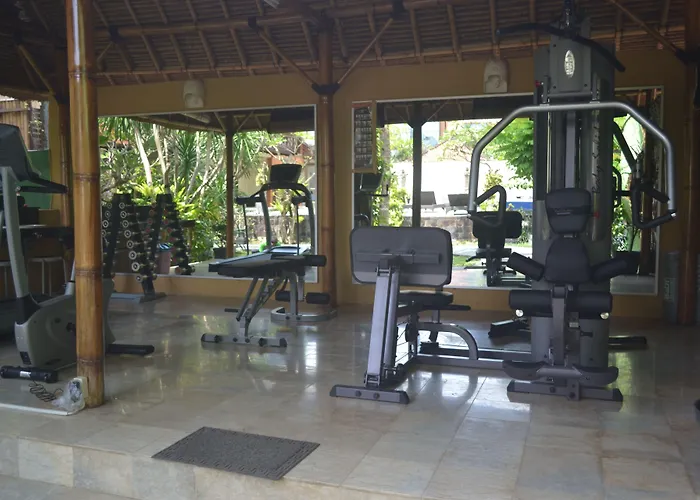 Hotel The Taman Ayu 3*