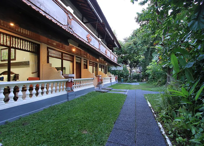 The Taman Ayu Hotel Kerobokan (Bali)