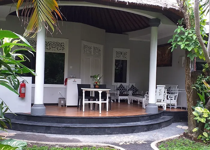 Hotel The Taman Ayu 3*